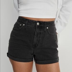 Madewell Curvy High-Rise Black Denim Shorts